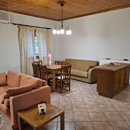 Nyaraló Elea Parálion Ástros