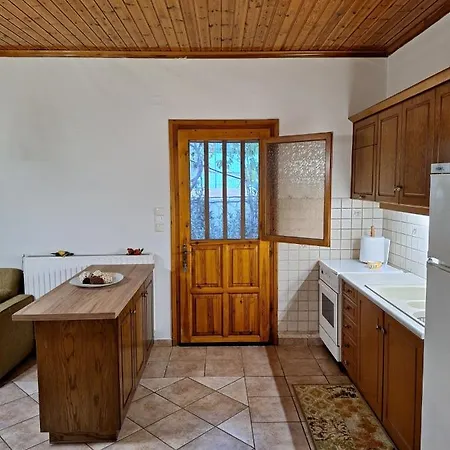 Elea Tatil Evi Parálion Ástros